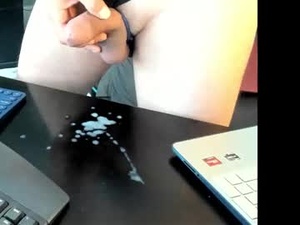 Screenshot from valeriusvitus99 webcams
