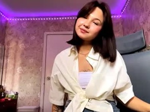 Screenshot from valerypizzitola webcams
