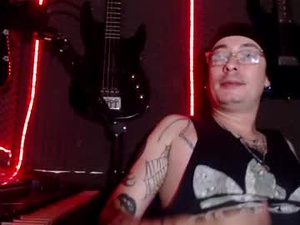 Screenshot from vampireathome webcams