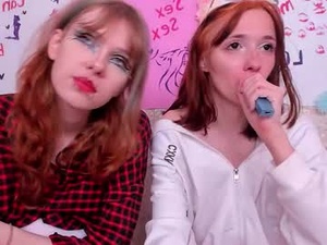 Screenshot from van__candy webcams