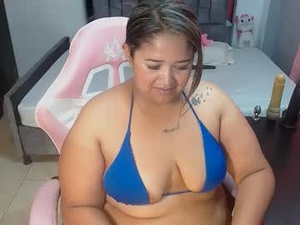 Screenshot from vanesajuicy webcams