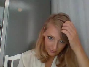 Screenshot from veessa webcams