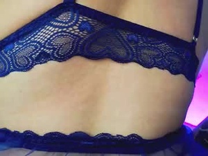 Screenshot from veronicaolsonn webcams