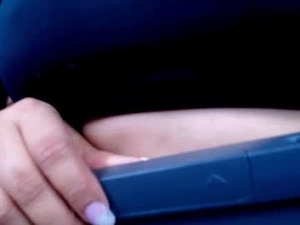 Screenshot from vevoletpriceper webcams