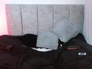 Screenshot from victoria_cherry_ webcams