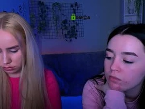 Screenshot from viola_bah webcams