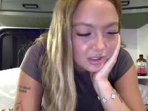 Screenshot from violettblakee webcams