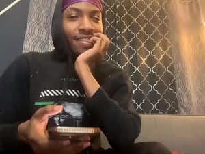 Screenshot from vonnieeb2x webcams