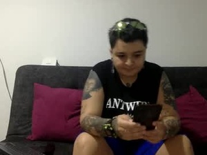 Screenshot from voodkha webcams