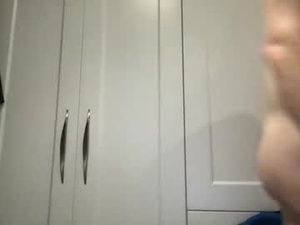 Screenshot from watchme_uk webcams