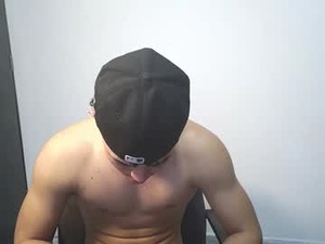Screenshot from wesley_7 webcams