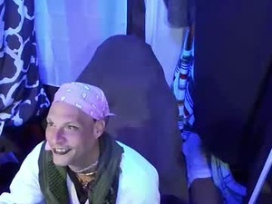 Screenshot from whimsicaljoy webcams