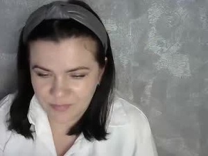 Screenshot from white__queen_ webcams