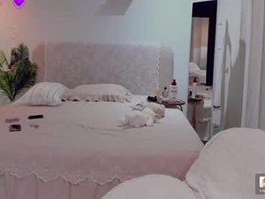 Screenshot from whitehelenn webcams