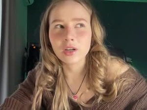 Screenshot from whoisalisa webcams