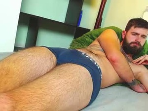 Screenshot from wow_devil webcams