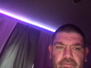 Screenshot from wyldonezzz webcams