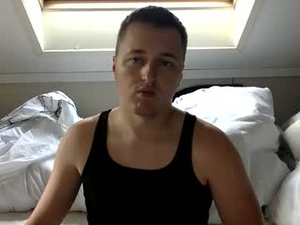 Screenshot from xander_988 webcams