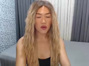 Screenshot from xhugejerkingtransx webcams