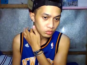 Screenshot from xmanilaboy4ux webcams