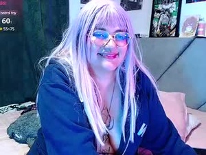 Screenshot from xxgreengoodxx webcams