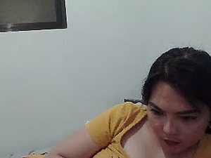 Screenshot from xxlickableangel4uxx webcams