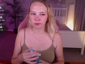 Screenshot from yara_shahidi webcams