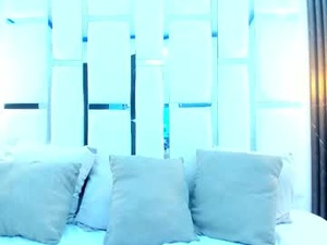 Screenshot from yasir0329_02 webcams