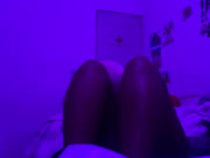 Screenshot from yorlenig692 webcams