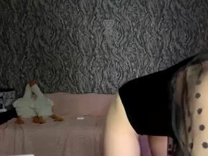 Screenshot from your_____girl webcams