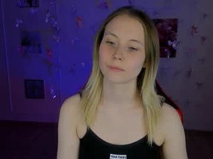 Screenshot from your_ella webcams