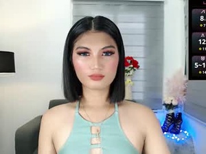 Screenshot from yourasianmaxineontop webcams