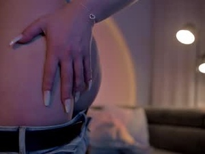 Screenshot from yourelysia06 webcams