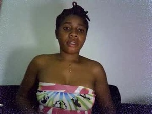 Screenshot from yourfavcamgirl_ webcams