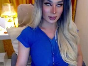 Screenshot from yourmistressofevil_isback webcams