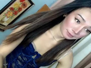 Screenshot from yourslutty_girl webcams