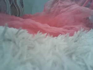 Screenshot from yourwifealondra webcams