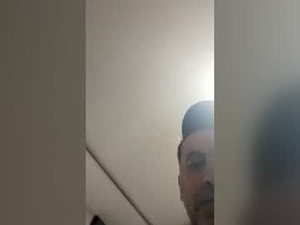 Screenshot from zahrasguiri03 webcams