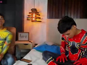 Screenshot from zane_crosss webcams