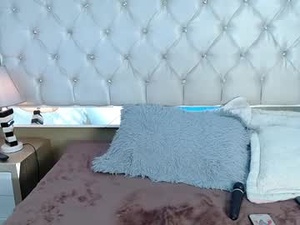 Screenshot from zaray_rose webcams