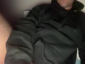 Screenshot from zeny450089 webcams