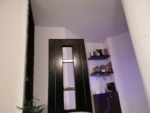 Screenshot from zhara_11 webcams