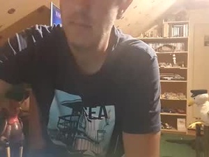 Screenshot from zizi36 webcams