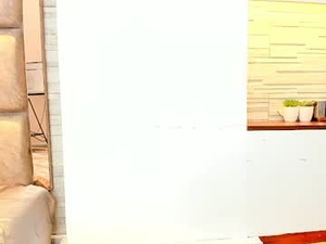 Screenshot from zoe_cullen webcams