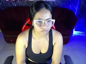 Screenshot from zoe_hadid_m webcams