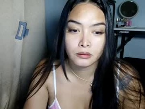 Screenshot from zoeytanyag427 webcams